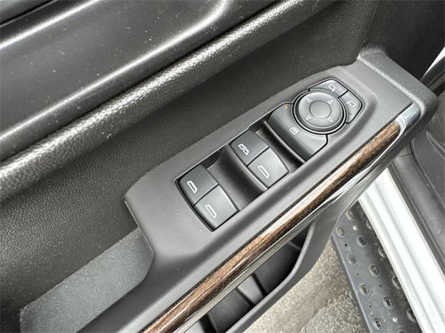 Photo of 2021 Summit White Chevrolet Silverado 1500