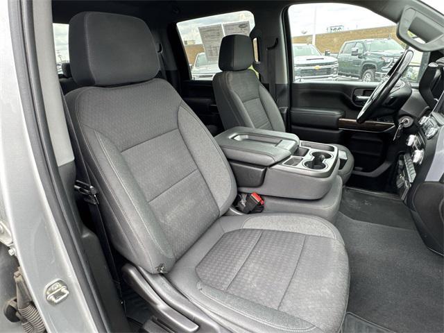 Photo of 2022 Quicksilver Metallic GMC Sierra 2500