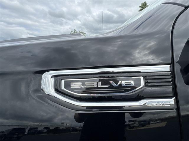 Photo of 2021 Onyx Black GMC Sierra 1500