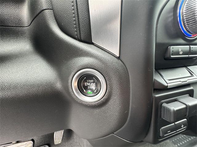 Photo of 2021 Onyx Black GMC Sierra 1500