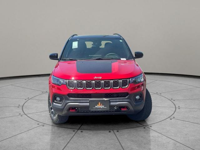 Photo of 2025 Red Hot Pearlcoat Jeep Compass