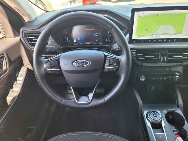 Photo of 2024 Gray Metallic Ford Escape