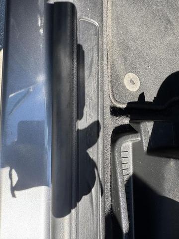 Photo of 2022 Gray Metallic Ford Edge