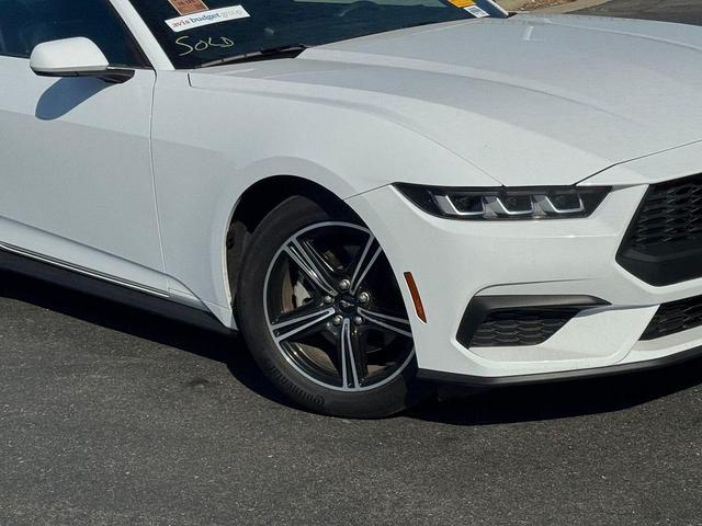 Photo of 2024 Oxford White Ford Mustang