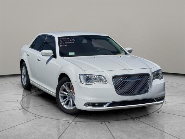 2018 Chrysler 300
