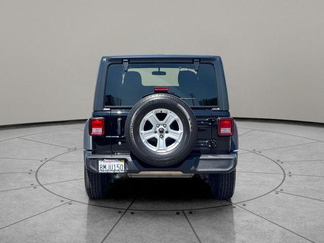 Photo of 2019 Black Clearcoat Jeep Wrangler Unlimited