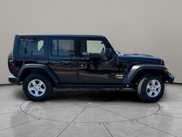Photo of 2019 Black Clearcoat Jeep Wrangler Unlimited