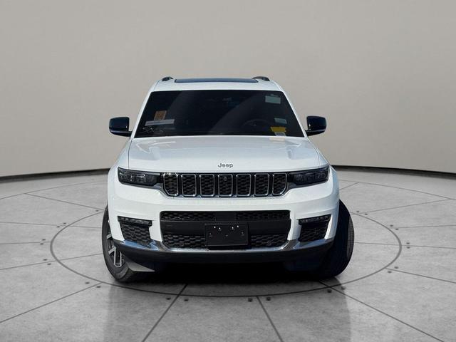 Photo of 2024 Bright White Clearcoat Jeep Grand Cherokee L