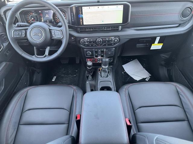 Photo of 2025 Black Clearcoat Jeep Gladiator
