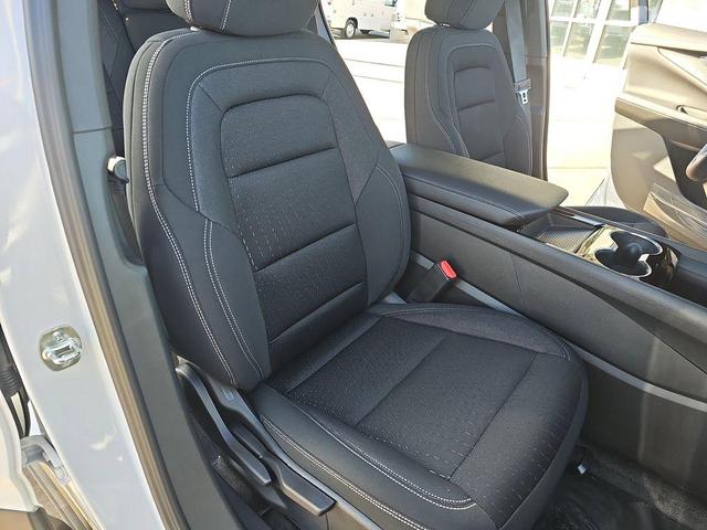 Photo of 2025 Summit White Chevrolet Blazer EV