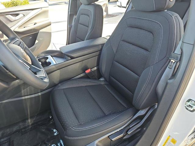 Photo of 2025 Summit White Chevrolet Blazer EV