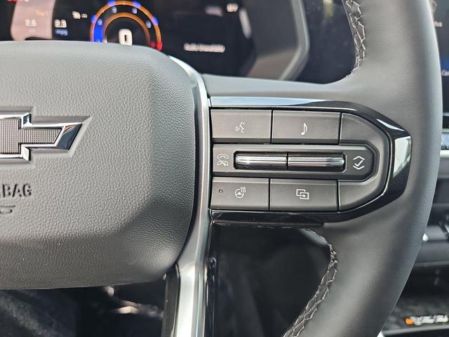 Photo of 2026 White Sand Chevrolet Colorado