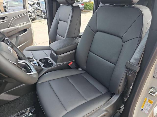 Photo of 2026 White Sand Chevrolet Colorado
