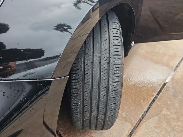 Photo of 2023 Black Nissan Altima