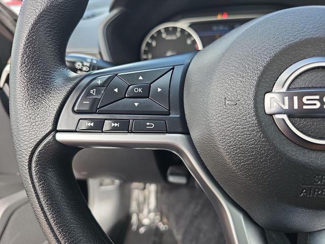Photo of 2023 Black Nissan Altima
