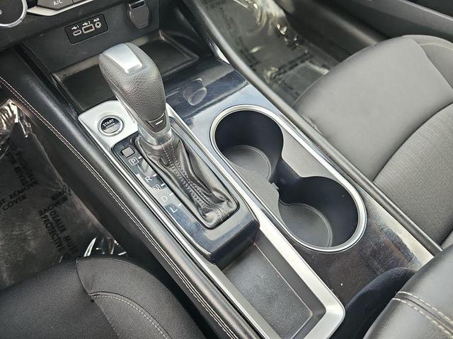 Photo of 2023 Black Nissan Altima