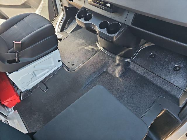 Photo of 2020 Arctic White Mercedes-Benz Sprinter 2500