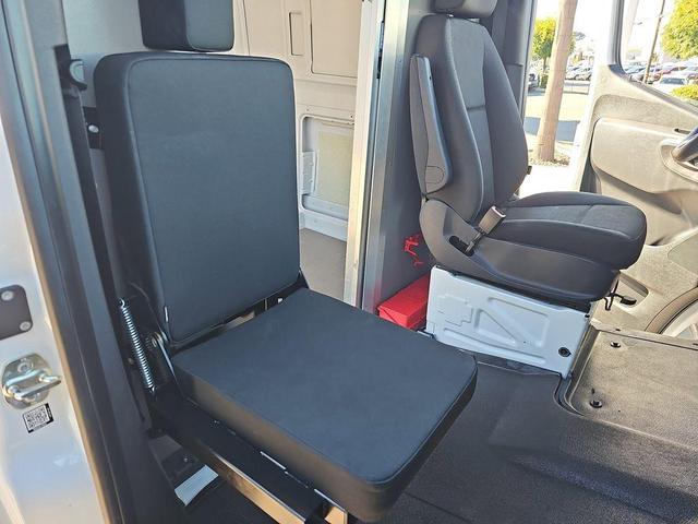 Photo of 2020 Arctic White Mercedes-Benz Sprinter 2500