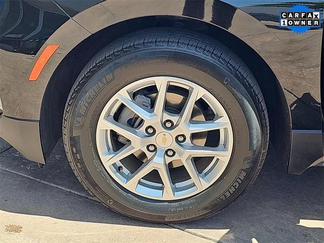 Photo of 2022 Mosaic Black Metallic Chevrolet Equinox