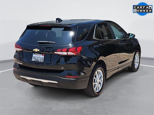 Photo of 2022 Mosaic Black Metallic Chevrolet Equinox