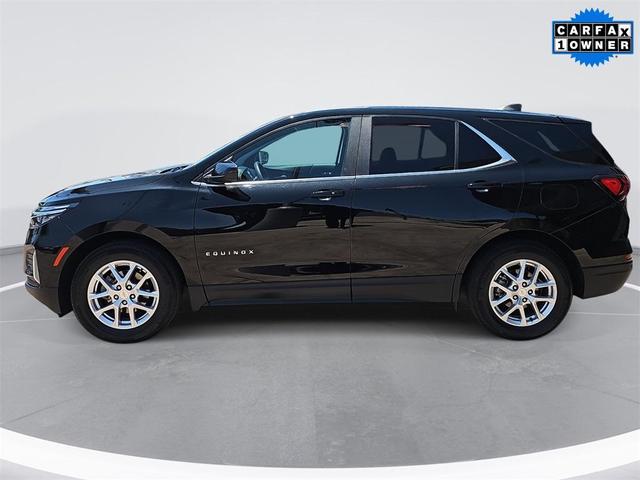 Photo of 2022 Mosaic Black Metallic Chevrolet Equinox