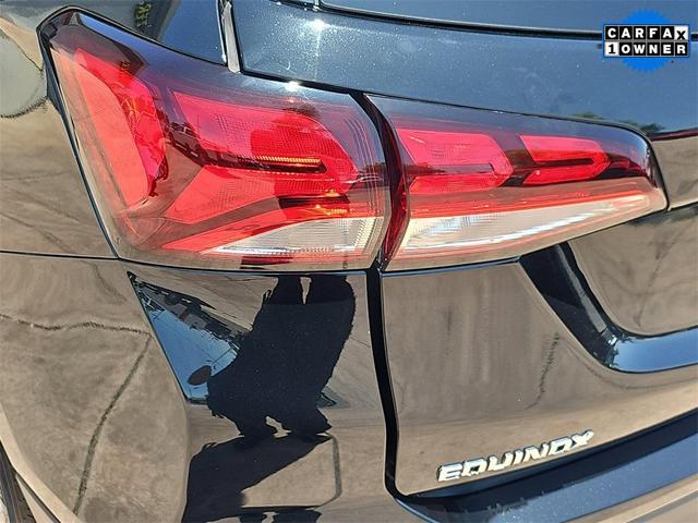 Photo of 2022 Mosaic Black Metallic Chevrolet Equinox