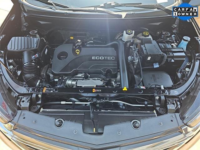 Photo of 2022 Mosaic Black Metallic Chevrolet Equinox