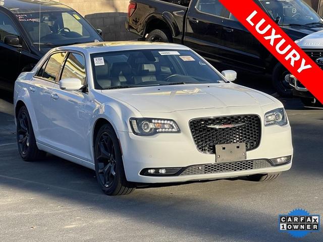 2022 Chrysler 300