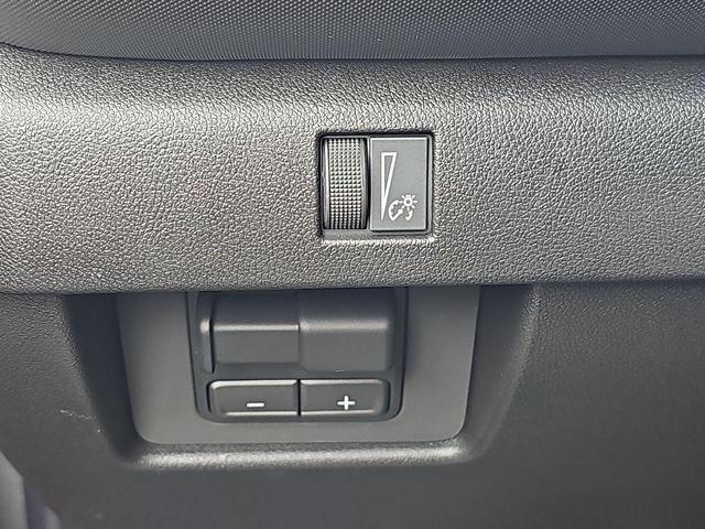 Photo of 2026 Sterling Gray Metallic Chevrolet Colorado
