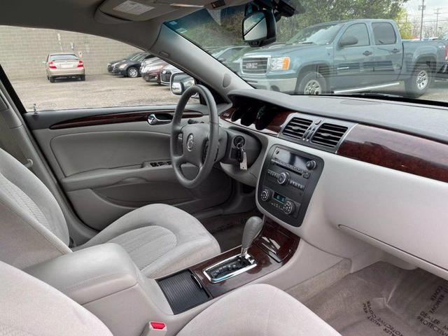 Photo of 2011 Quicksilver Metallic Buick Lucerne