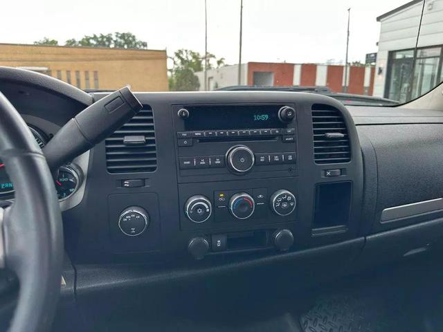 Photo of 2012 Grey Chevrolet Silverado 1500