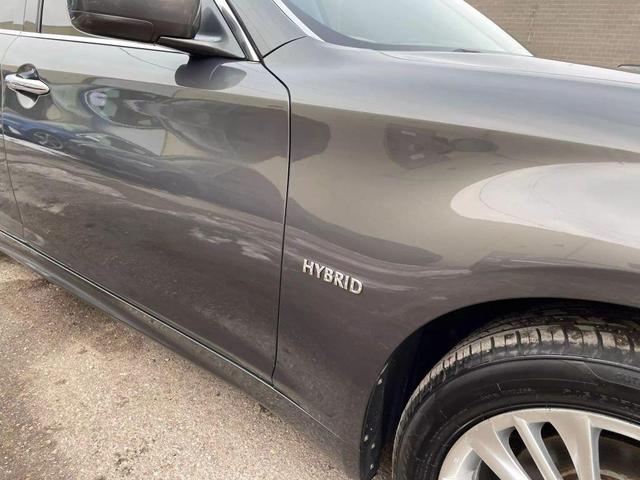 Photo of 2012 Grey INFINITI M35h