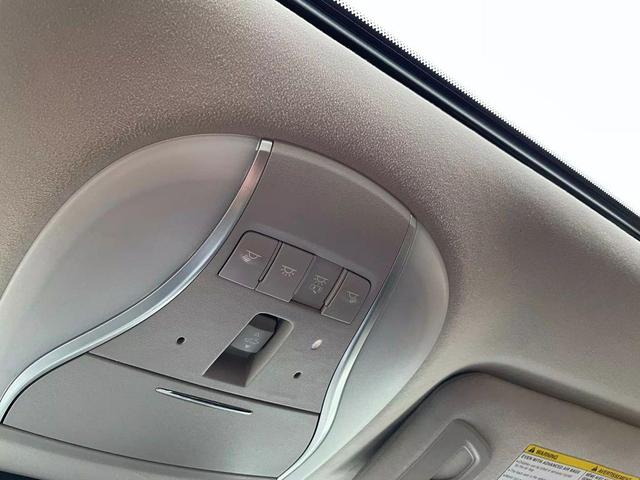 Photo of 2012 Grey INFINITI M35h