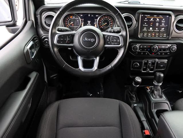 Photo of 2022 Silver Zynith Clearcoat Jeep Wrangler Unlimited