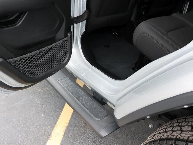 Photo of 2022 Silver Zynith Clearcoat Jeep Wrangler Unlimited