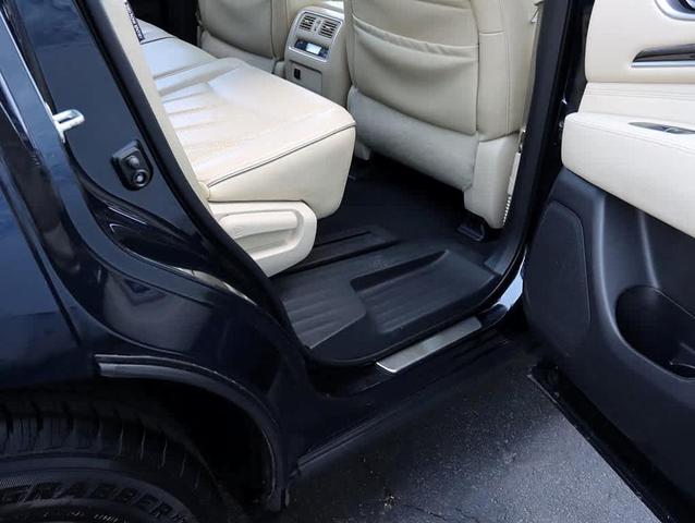 Photo of 2018 Hermosa Blue INFINITI QX60