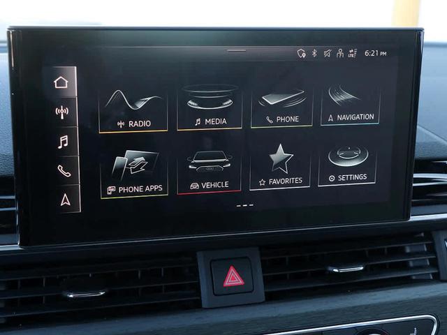 Photo of 2022 Glacier White Metallic Audi A4