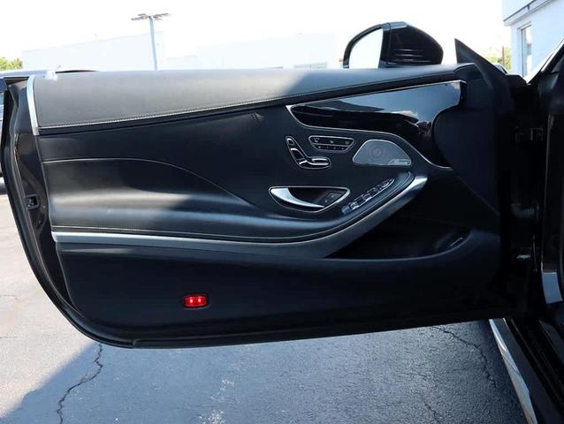 Photo of 2015 Black Mercedes-Benz S-Class