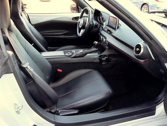 Photo of 2017 Ceramic Metallic Mazda MX-5 Miata RF