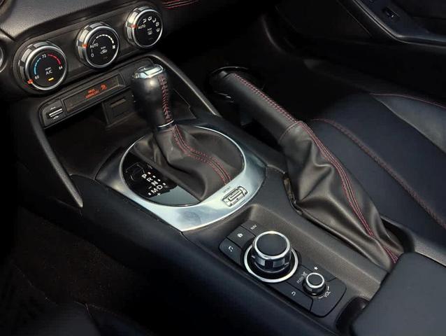 Photo of 2017 Ceramic Metallic Mazda MX-5 Miata RF