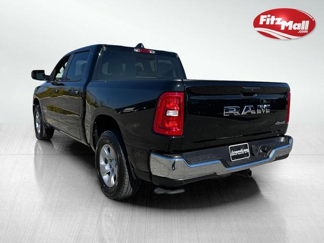 Photo of 2025 Diamond Black Crystal Pearlcoat RAM 1500