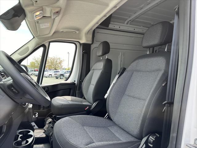 Photo of 2024 Bright White Clearcoat RAM ProMaster 3500