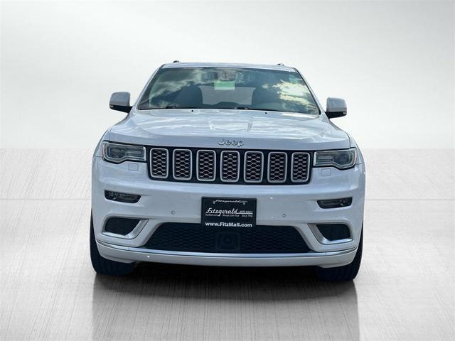 Photo of 2018 Ivory 3-Coat Jeep Grand Cherokee