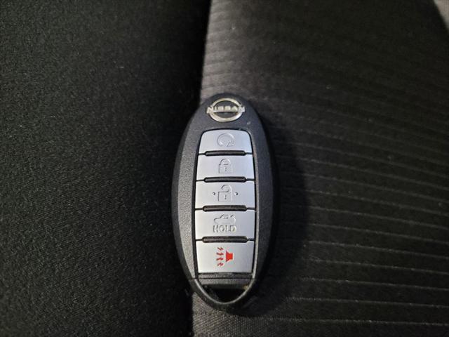 Photo of 2023 Brilliant Silver Metallic Nissan Altima