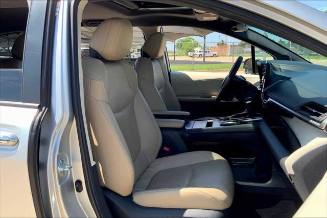 Photo of 2023 Celestial Silver Metallic Toyota Sienna