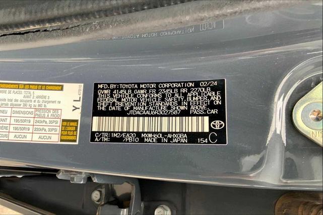 Photo of 2024 Guardian Gray Toyota Prius