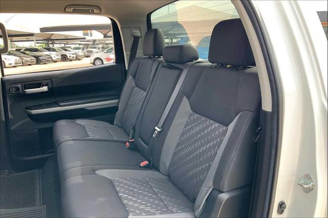 Photo of 2021 Super White Toyota Tundra