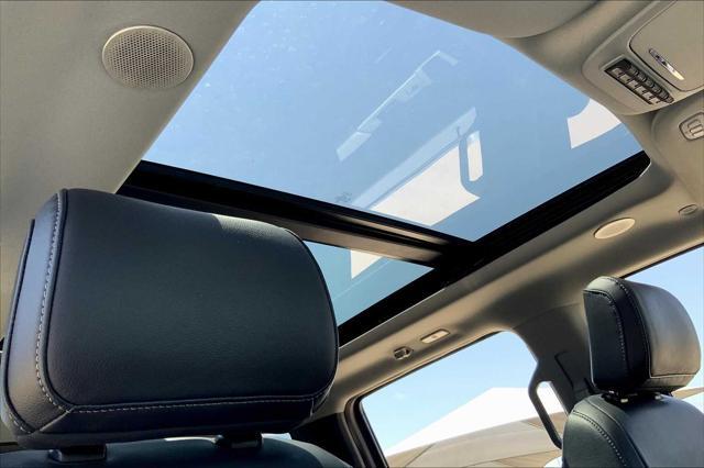 Photo of 2024 Carbonized Gray Metallic Ford F-250