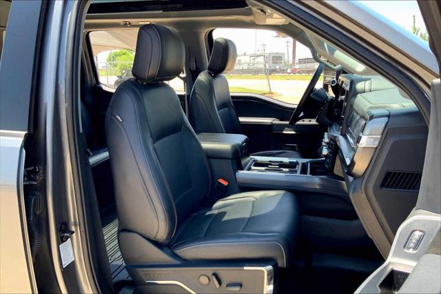 Photo of 2024 Carbonized Gray Metallic Ford F-250