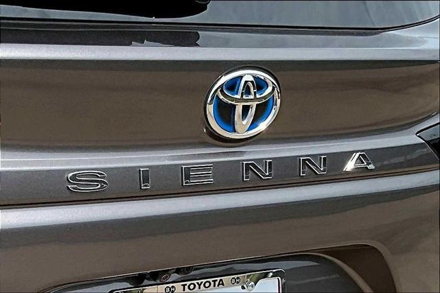 Photo of 2023 Predawn Gray Mica Toyota Sienna